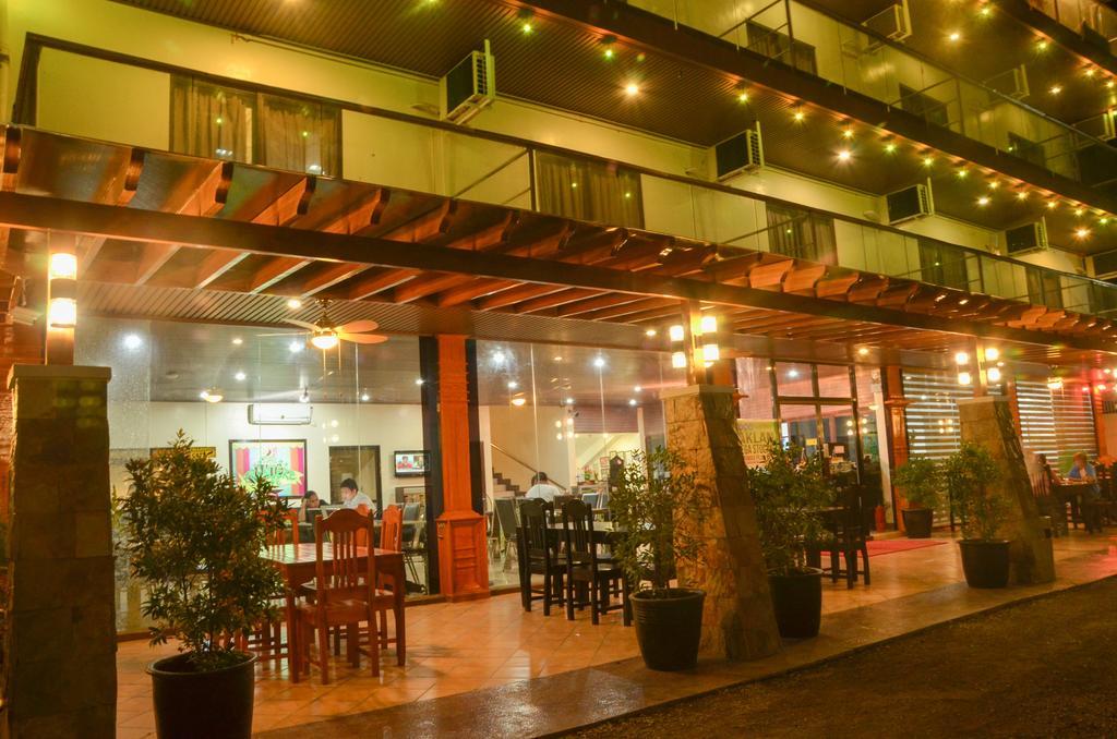 顶级商务酒店 卡利博 外观 照片