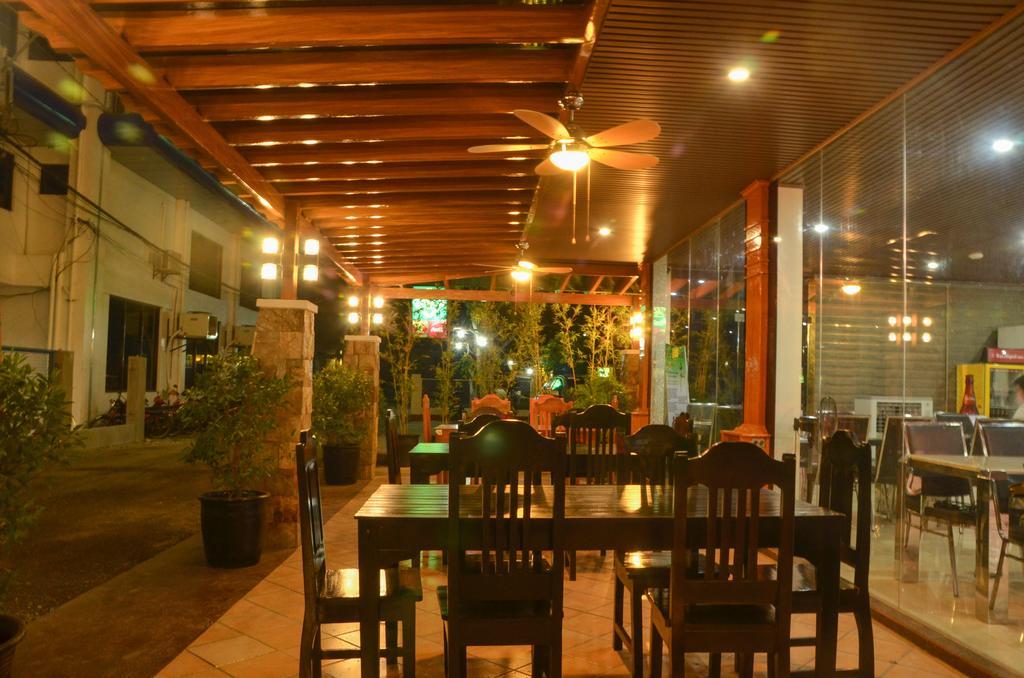 顶级商务酒店 卡利博 外观 照片