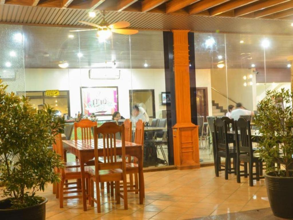 顶级商务酒店 卡利博 外观 照片